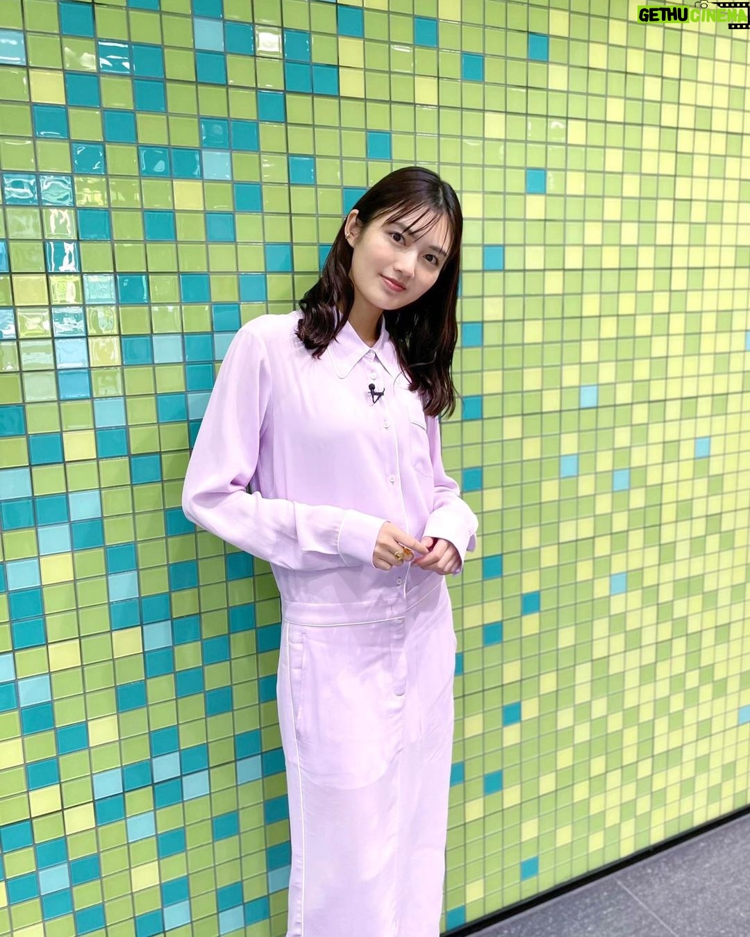 Kaho Mizutani Instagram - 明日の#60秒で学べるNews 出演させていただきます🍏 今回も分からないことだらけだったので、 とってもお勉強になりました! 本当に分かりやすい🥸