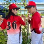 Kaho Mizutani Instagram - 本日映画「イチケイのカラス」公開です✨ 豪華なキャストを迎え、さらにパワーアップしたイチケイを是非劇場でご覧下さい！ 糸子のユニフォームが、育三郎さんナンバーの36でした🫢✨ そして本日、初日舞台挨拶に登壇する予定でしたが、コロナウイルス陽性により参加できませんでした。 楽しみにして下さっていた皆様、関係者の皆様、大切な日に申し訳ありません。 早く元気な姿を見せられるよう、しっかりと療養します。 お家からの呼び掛けになってしまいますが、映画「イチケイのカラス」よろしくお願いします🙇‍♂️✨