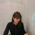 Kaho Mizutani Instagram - ハートのボタンがかわいいニットは、花恋ちゃまからのプレゼント♥︎ 嬉しくて沢山着てます！ 今夜は#青春シンデレラ 早くも第9話です！クライマックス、、是非見てください🎀