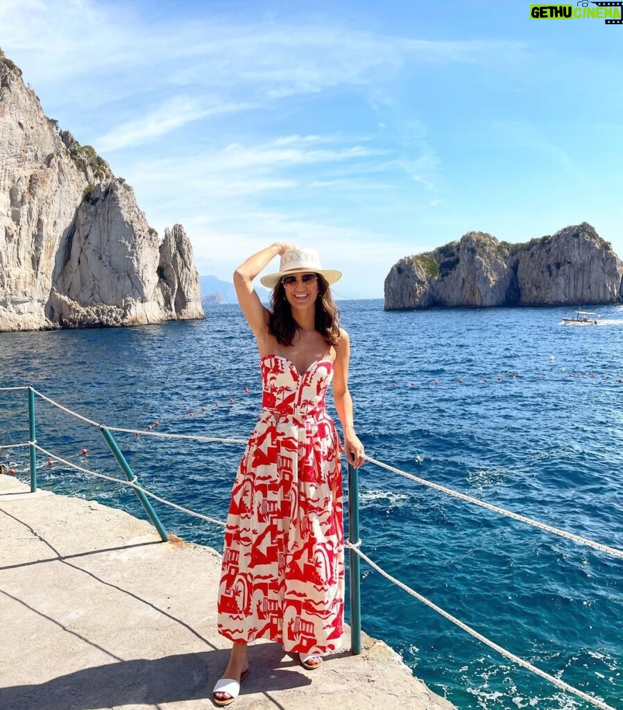 Kaitlan Collins Instagram - Ciao! Capri, Italy