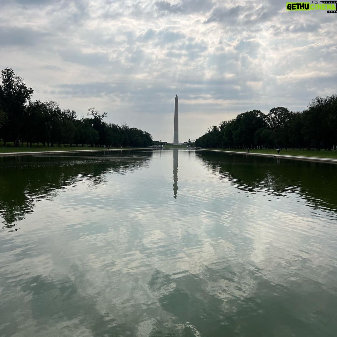 Kaitlan Collins Instagram - Fulfilling my dream of only wearing sneakers on TV this week. Washington D.C.