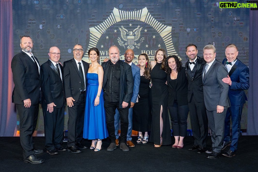 Kaitlan Collins Instagram - I was truly honored to host the White House News Photographers Association’s annual dinner last night. As everyone who’s covered the White House knows, it’s often their pictures and videos that tell the story — sometimes more powerfully than any report could. These photojournalists taught me how to cover the beat, and I was grateful to return the favor last night by honoring them. Plus, they’re responsible for like, half of my Instagram photos. Right, @nytmills? 😉 (📷: @dswartz)
