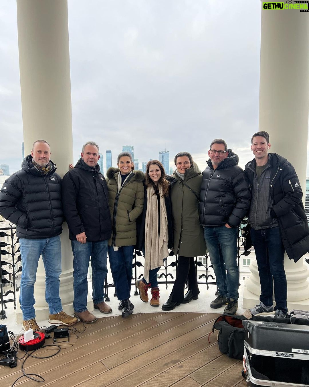 Kaitlan Collins - 18.4K Likes - Pierogis and the president in Poland.