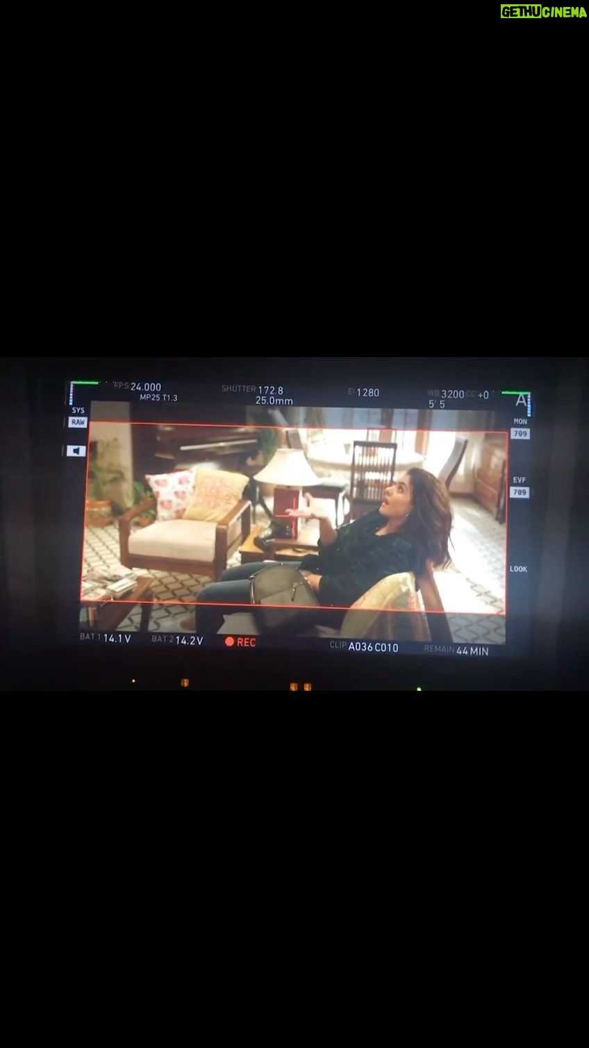 Kajol Instagram - Signing off for the week. Weekend here I come!! #TGIF #HelicopterEela #BTS
