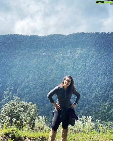 Kajol Instagram - Does everyone know what leech socks are ? 🤔🤔 Let's all do our part to protect these precious ecosystems. #internationalmountainday #nature