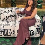 Kajol Instagram - Flabbergasted at the audacity of the hamper.. #koffeewithkaran #koffeehamper #theaudacity #pffft