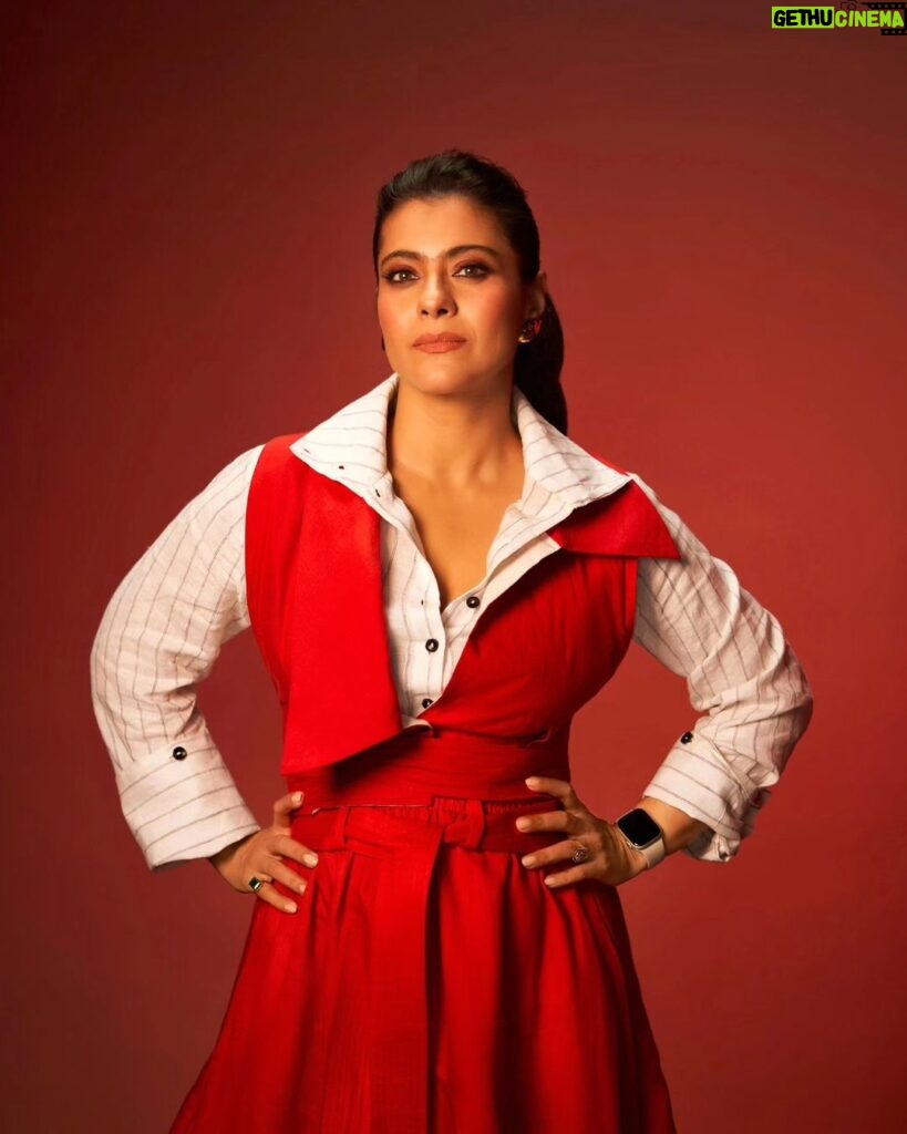 Kajol Instagram - More like Red riding hood with an attitude than Christmas but at least it’s RED ! 😜 Wishing u all a very #merrychristmas lots of peace and joy with a touch of sarcasm and just a tiny dot of drama/adventure.. that’s life! 🎄🎁