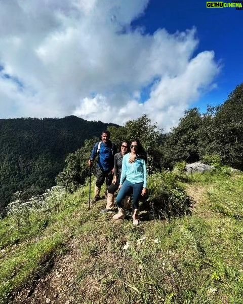 Kajol Instagram - Does everyone know what leech socks are ? 🤔🤔 Let's all do our part to protect these precious ecosystems. #internationalmountainday #nature
