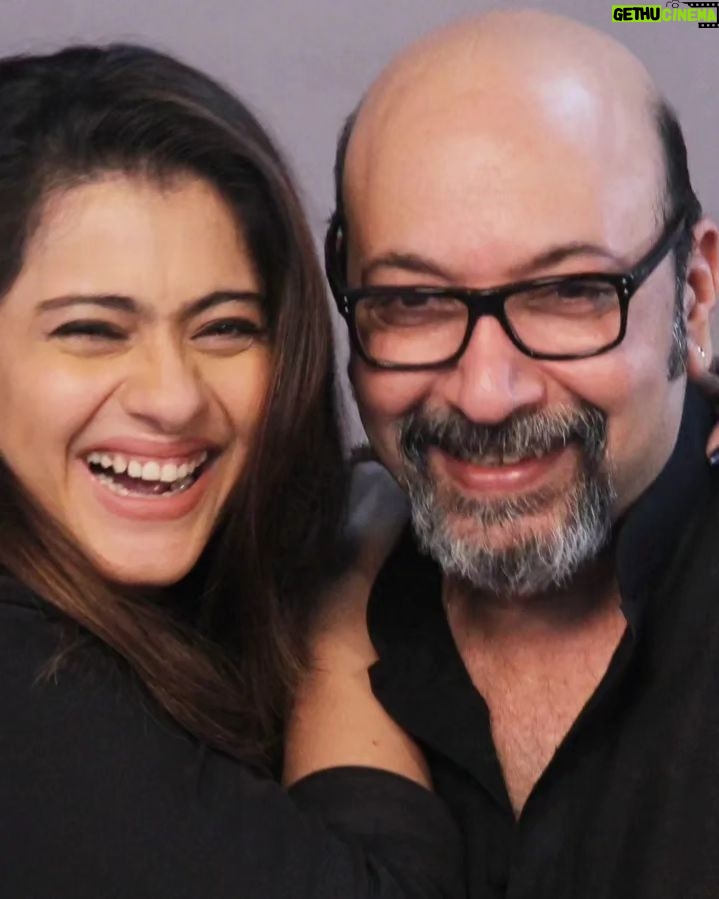 Kajol Instagram - To all the men who give Men a good name.. And wishing all the luck to our men in blue ๐๐งฟ #internationalmensday #mymagnificientmen #happymensday #celebratemen #bleedblue #worldcupfinal #indvsaus
