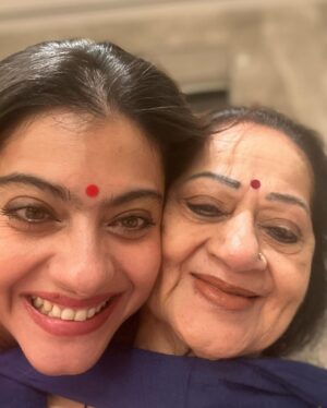 Kajol Instagram - Some nights just never go in order and those are the best days ever .. happy happy Diwali to every one out there.. it really is about laughing talking and dancing the night away 
#feetarehurting #soworthit #musicdanceandsing #diwali2023