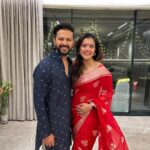 Kajol Instagram - Some nights just never go in order and those are the best days ever .. happy happy Diwali to every one out there.. it really is about laughing talking and dancing the night away #feetarehurting #soworthit #musicdanceandsing #diwali2023