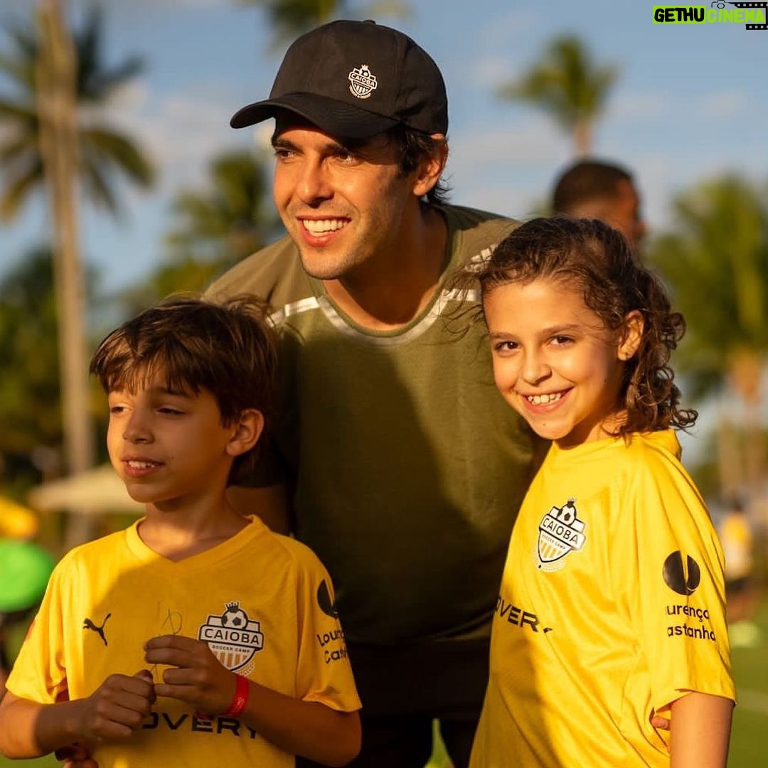 Kaká Instagram - Família, futebol e amigos @caiobasoccercamp ⚽️❤️ Hotel Transamérica Ilha Comandatuba