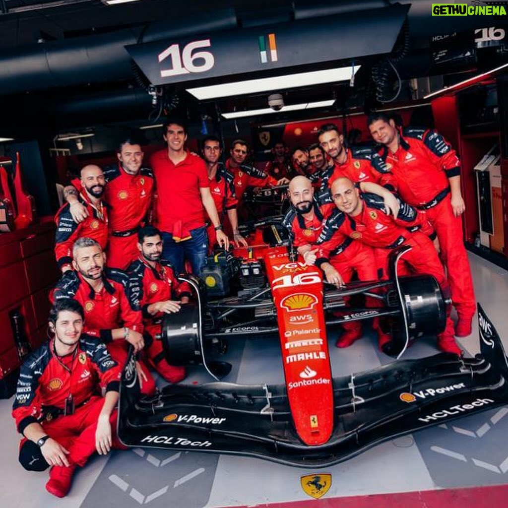 Kaká Instagram - Tifosi @scuderiaferrari 🏎️🇮🇹❤️ GP Brasil de Fórmula 1