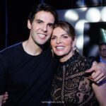 Kaká Instagram - 26.04 Aeeeee mamma!! Parabéns !! Feliz aniversário pra MINHA MÃE !! Que o Senhor continue te enchendo do Espírito Santo. Que você continue forte e saudável. Que seja ainda mais capacitada com sabedoria e conhecimento da palavra de Deus pra ensinar o caminho, a verdade e a vida. Que a luz de Jesus continue brilhando através de você todos os dias!!! Mãe você transborda o amor de Cristo pra todos que estão ao seu redor!!! Te amo ❤️