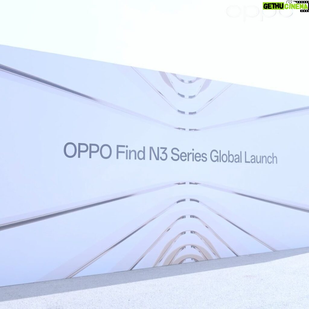 Kaká Instagram - I had a fantastic time at the #OPPOFindN3Series Global Launch , thanks for the invitation!   Now, you could win an #OPPOFindN3 with my signature! Follow @oppo to see how.   #TheChampionFoldables #ucl