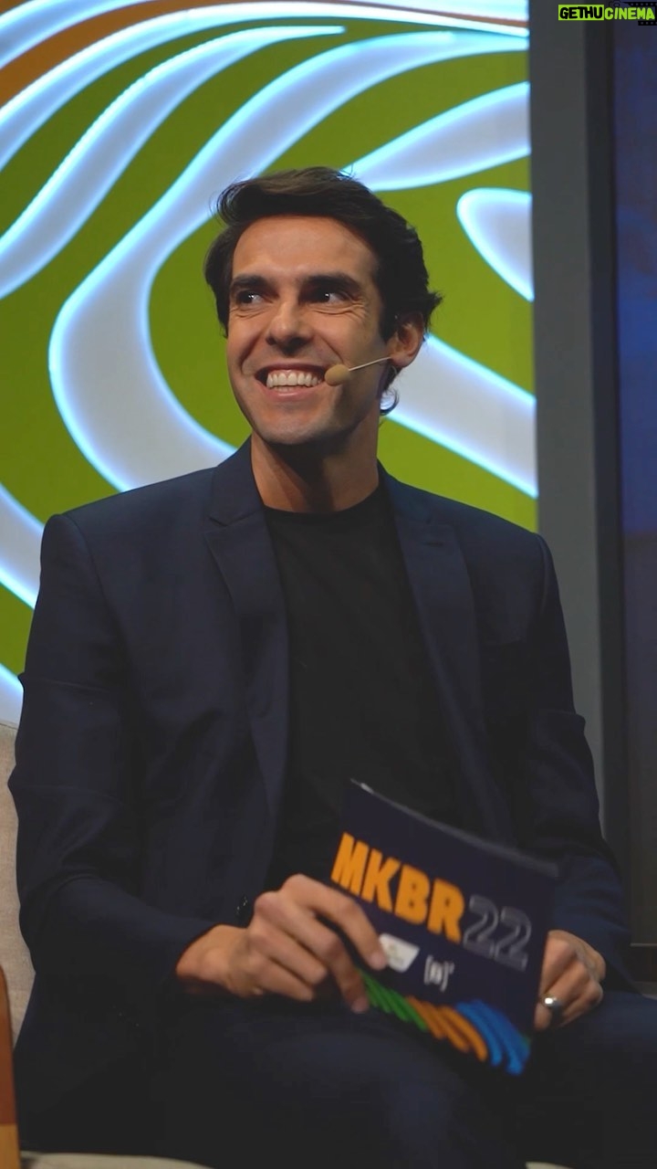 Kaká Instagram - Futebol acontece dentro e fora de campo. Fui convidado para mediar o painel de ontem, com Gabriel Lima (CEO do Cruzeiro) e Marcos Motta (Advogado especialista em direito esportivo), no #MKBR22. Papo importante sobre clube empresa, SAF e governança no futebol.