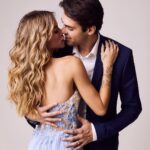 Kaká Instagram - 11.08 Dia de celebrar a vida dessa mulher maravilhosa. Uma das coisas mais legais do nosso relacionamento é que a gente ama estar junto. Fazemos tudo junto, sonhamos, fazemos planos, no tempo livre, nas viagens, no trabalho, no cuidado com nossos filhos, em orações e na comunhão com Deus. @diasleite é minha esposa, é parceira, é amiga, é minha aliada, amor da minha vida. Que o Senhor te cubra de bençãos, que você repouse debaixo das asas de Deus, que o Espirito te envolva e te guie em todos os seus passos!! Te amo ❤️ ! Muito! Pra sempre ♾️
