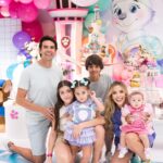 Kaká Instagram - Alegria em poder celebrar a vida! Obrigada Jesus pela família! ❤️‍🔥 #Tecah3anos Party @atelue Ph @funkidsfotografia