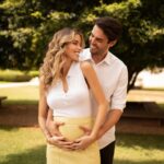 Kaká Instagram - Há 3 anos ela disse SIM !! Essa mulher incrível disse SIM pra nós, disse SIM pra começarmos a nossa aventura, pra construirmos a nossa família sobre a rocha que é Cristo. SIM para juntos enfrentarmos desafios, superarmos barreiras e celebrarmos conquistas. SIM pra misericórdia , SIM pra compaixão , SIM pra perdoar e ser perdoada a cada dia. SIM pra cuidar e se sacrificar pelos nossos filhos. Meu amor e admiração por você @diasleite cresce e amadurece a cada dia, em cada uma das situações que vivemos. Obrigado por dizer SIM todos os dias para o nosso casamento e pra nossa família. Te amo ❤️ .. muito 🙌🏼.. pra sempre ♾️ #bodasdetrigo