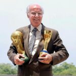 Kaká Instagram - Hoje é um dia muito triste para todos que amam o futebol. Professor Zagallo foi um exemplo de dedicação, talento e amor pelo Brasil e pela Seleção. Seu legado vai além dos incríveis números conquistados, sua influência é imensurável pro futebol brasileiro. Conversando há pouco com seu filho, pude relembrar momentos que vivemos juntos na Seleção e de como ele foi uma figura importante para minha carreira. Que Deus o receba em paz e de força para a família. @zagallooficial 🖤⚽️
