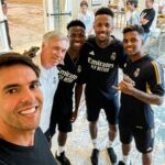 Kaká Instagram - This reunion 😍 🤩 ¡Menudo reencuentro! #RealMadridOnTour Orlando