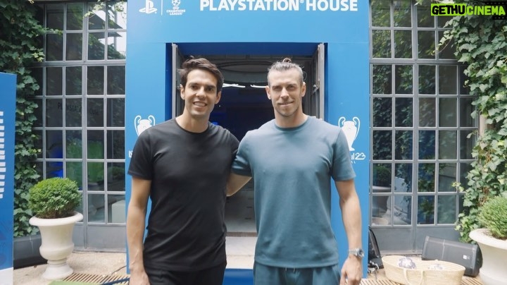 Kaká Instagram - Linking up with my friend @garethbale11 today at #PlayStationHouse Istanbul #UCLFinal #ad