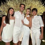 Kaká Instagram - Feliz 2024 ⭐️ Que seja um ano cheio da presença do Senhor!