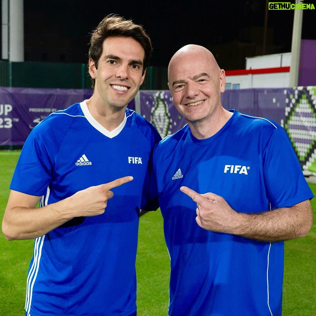 Kaká Instagram - É sempre um prazer encontrar meu amigo, campeão da Copa do Mundo FIFA e da Copa Mundial de Clubes FIFA, 🇧🇷 Kaká 🤗 Always good to catch up with my friend, a FIFA World Cup and FIFA Club World Cup winner, 🇧🇷 Kaká 🤗
