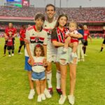 Kaká Instagram - Um reencontro de emoções! Foi um dia de muitas comemorações individuais e coletivas que tive o prazer de fazer parte. Voltei a jogar no Morumbi, diante do torcedor tricolor, vestindo duas camisas que tenho muitas recordações e gratidão, joguei ao lado de tantas lendas do futebol e com meus amigos e familiares ao meu lado. Foi emocionante! Obrigado @saopaulofc e @acmilan . Obrigado aos torcedores que prestigiaram e encantaram este dia! 📸: Rubens Chiri / São Paulo FC / Ac Milan // Una ritrovo di emozioni! Ieri è stato un giorno di celebrazioni individuali e collettive e sono felice di averne fatto parte. Sono tornato a giocare allo stadio Morumbi, davanti ai tifosi tricolor, indossando due maglie a cui mi legano moltissimi ricordi e tanta gratitudine, ho giocato insieme a tante leggende del calcio davanti alla mia famiglia e ai miei amici. È stata un’emozione incredibile. Obrigado @saopaulofc e grazie @acmilan . E grazie a tutti i tifosi che hanno reso magico questo giorno. 📸: Rubens Chiri / São Paulo FC / Ac Milan Estádio do Morumbi