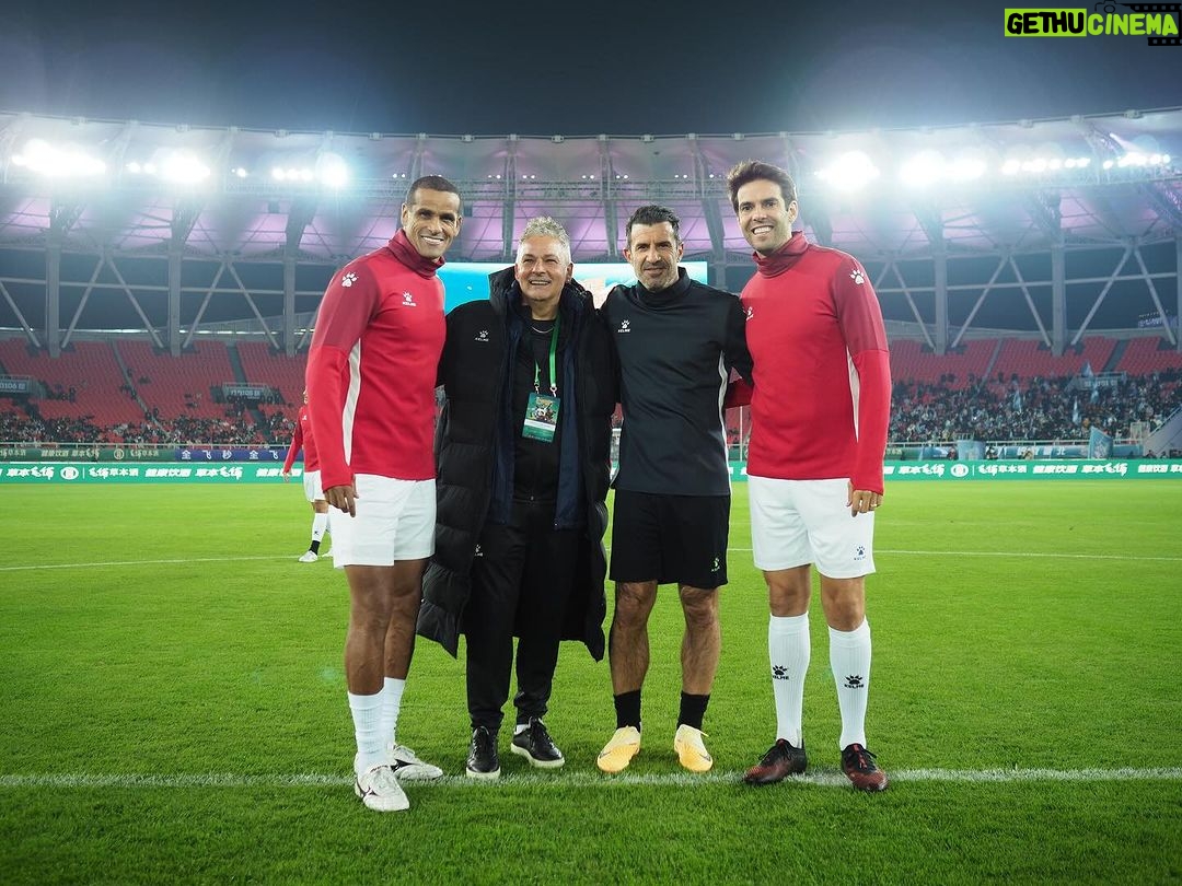 Kaká Instagram - Another wonderful time in China. It is always great to be among great champions of the football world. Share the pitch with friends always gives me a lot of joy. Thank you to the fans for the love, caring and support ⚽️❤️