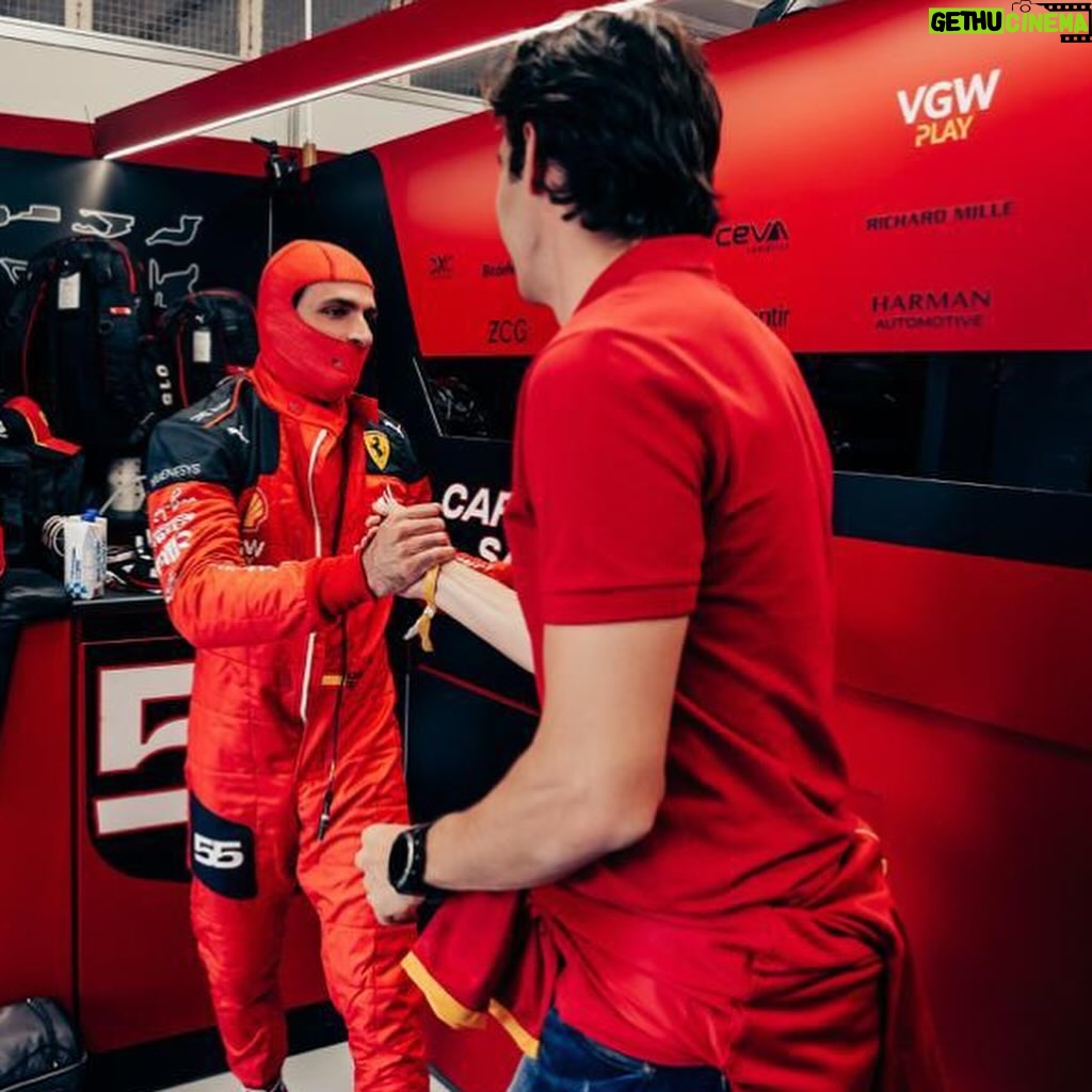 Kaká Instagram - Tifosi @scuderiaferrari 🏎️🇮🇹❤️ GP Brasil de Fórmula 1