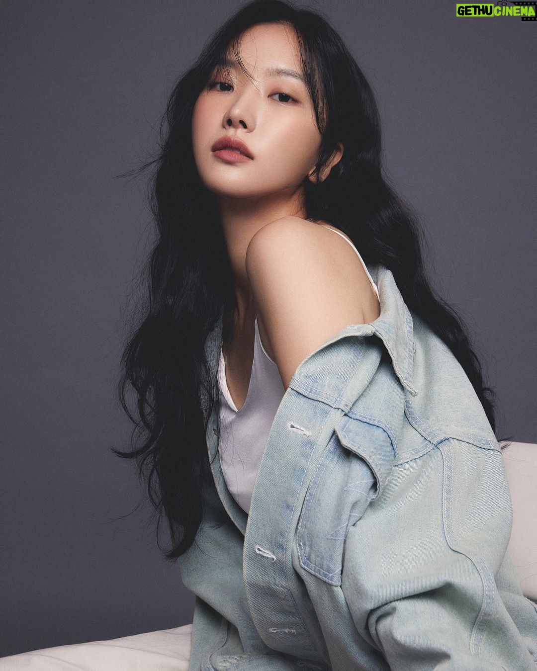 Kang Na-ru - 1.2K Likes - 감기 조심하세요🤧