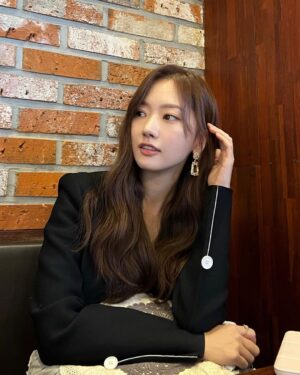 Kang Na-ru Instagram - 💪🙏🏻💙