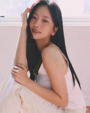 Kang Na-ru Instagram - 내 카톡 프사!🤍