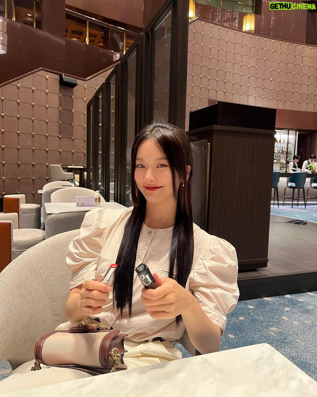 Kang Na-ru - 643 Likes - 나 왜 빙수를 호호 불어서 먹지,,;;