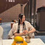 Kang Na-ru Instagram - 나 왜 빙수를 호호 불어서 먹지,,;;