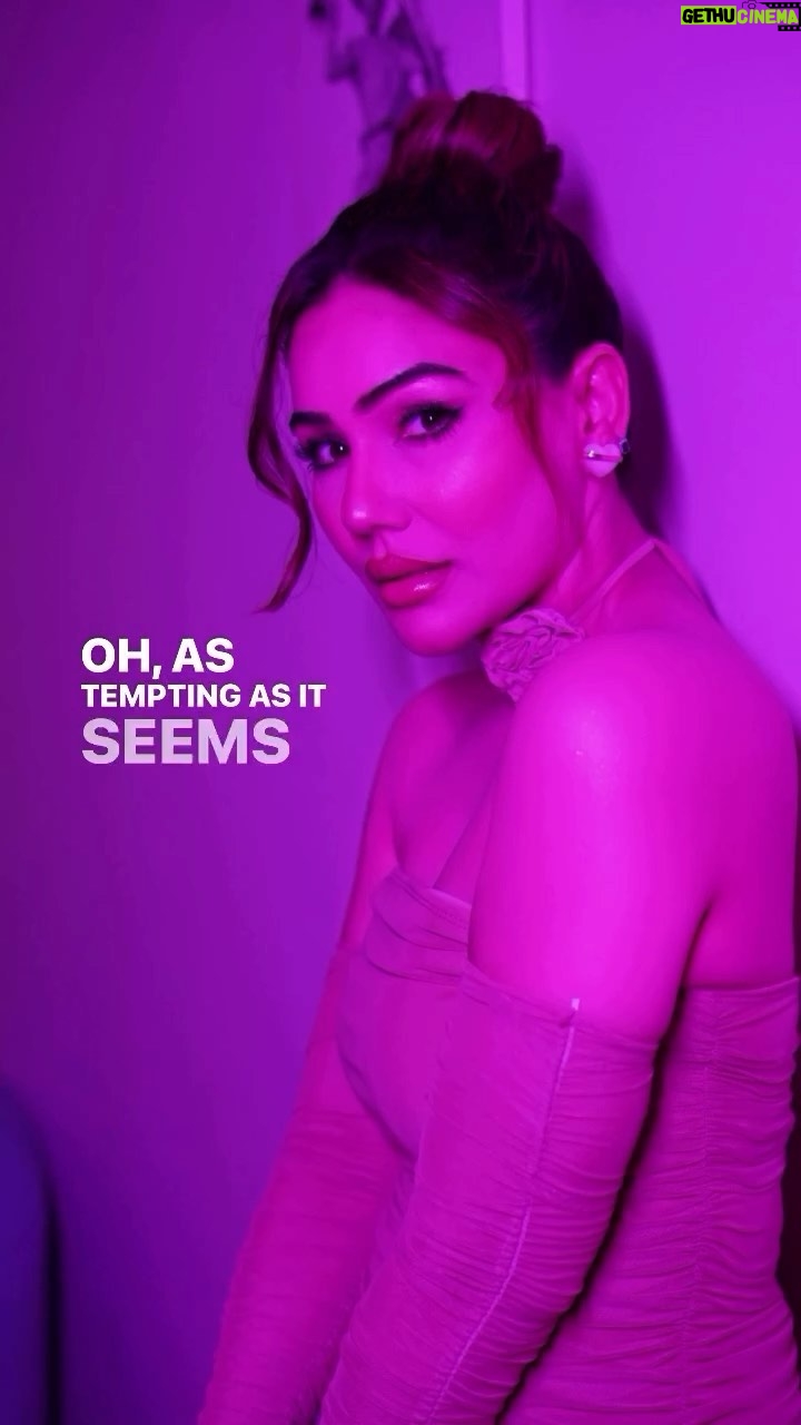 Kangna Sharma Instagram - Tempting as it seems ❤️ MUA - @makeup_asfaque Edit @faizialiphotography