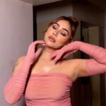 Kangna Sharma Instagram – This song has a feel ❤️