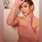 Kangna Sharma Instagram – You are not his Princess 👸
You are your own Queens 🤴
MUA – @makeup_asfaque
Edit @faizialiphotography
Retouching- @safyanali_retouching