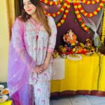 Kanisha Malhotra Instagram – It’s time to bid goodbye, Thankyou for coming every year and blessing us always Gannu… ILY ⭐️⭐️💫🙏

Outfits by: @bafna_boutique 
.
.
.
.
#ganpatibappamorya #bappa #reels #prayer #lalbaugcharaja #trending #reelitfeelit #explorepage #viral #ganesha #welcomehome #kanishamalhotra