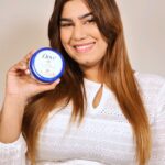 Kanisha Malhotra Instagram - Dove Intense Damage Repair Hair Mask is the one-stop solution that has helped me reverse hair damage and I couldn’t be happier with the results🤍 It is formulated with keratin actives along with 1/4 moisturizing cream and does a fabulous job at repairing hair damage caused by heat, pollution, and other treatments! This hair mask is a haircare must-have if you want to fall in love with your hair 💙🤍 Thank me later! @doveindiachannel #DoveIndia #DoveIntenseRepair #5minutemiracle #Haircare #HaircareCommunity #GoodHairDays #Dovehair #Dovehaircare #Dovepartner #sponsorship #hair #healthyhair #ad #collaboration #hairmask