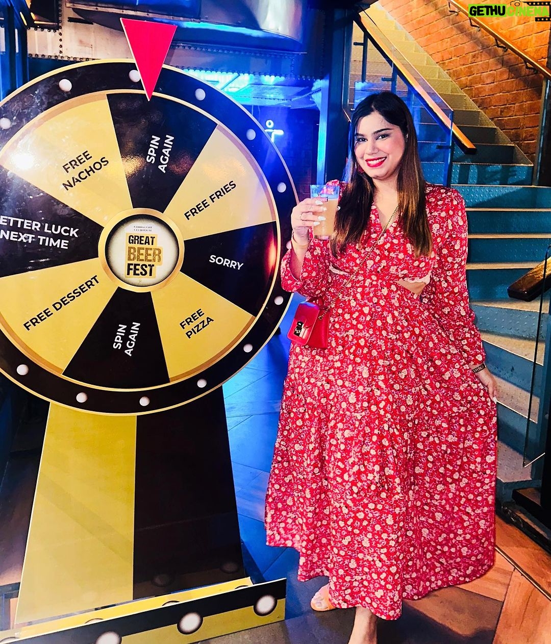 Kanisha Malhotra Instagram - Had such a blast over the weekend at the beer fest @connaughtclubhouse, CP. They have beer distilleries & craft their own beer. You too can have a great time there by playing variety or games while have your favourite beers 🍻 🤩 Thanks for having me @square_fork #beer #beerfest #beerstagram #beerfestival #cp #distillery #craftedbeer #delhi #delhidiaries #delhiblogger #delhicafe #kanishamalhotra