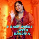 Kanisha Malhotra Instagram - If you are a shy person who wants to take cute pictures with dandiya this Navratri But don’t know how to pose, then try these easy poses with Dandiya sticks to get beautiful pictures. Go ace that pose game 🤩🥢💃🏻 Shot by @whoisclicking Wearing @tirumaladesigners Edited by @prolab.edits Styled by @cosmo_bydivya #hacks #poses #posesforpictures #navratri #navratrispecial #kanishamalhotra #explore #trending #instagram #reelsinstagram #dance