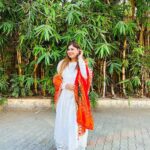 Kanisha Malhotra Instagram - Started 2024 on a spiritual note by celebrating it in Shirdi with my guru my Sai 🙏😇 Couldn’t have asked for a better start 💫🥳💃🏻🌸🌟 Happy New Year everyone! May Sai Bless you all 🤗 #newyear #newyear2024 #2024 #explore #spiritualjourney #spiritual #sai #omsairam #harharmahadevॐ #goodvibes #blessed #gratitude #kanishamalhotra