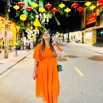 Kanisha Malhotra Instagram - Take me back to the city of lights ❤️✨⭐️🌟💫🤩🧡 P.S.- These are Self clicked portraits 🤩🧡 #selfclicked #portraits #cityoflights #vietnam #vietnamtravel #travelwithkani #kanishamalhotra #explore #travelgram #hoian #hoianancienttown Hoi An Ancient Town