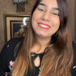Kanisha Malhotra Instagram - “I am SUPER excited to be in Round 2 of Success Gyan’s SUPER SPEAKER Season 3, the Ultimate Hunt to find the Best Speaker in the country! As a part of this online reality show - I am sharing this video as a gratitude to my mentor/teacher who has had the maximum impact on my life. This is a small way of thanking @malhotradimpi I hope this inspires you. Tag that one teacher or mentor who impacted your life to show them your gratitude. #superspeaker #successgyan #super2000 #speakforsuccess #mymentor #iamasuperspeaker #myteacher”