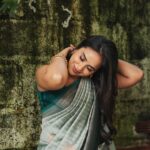 Kanmani Manoharan Instagram - #kanmanimanoharan✨ shotBy : @gk_.photography._ Stylist: @keziah_costume_stylist Saree: @vinus_vogue Blouse: @beufashions Mua: @littleheartbyabu Hair do: @sathya__makeupartistry #kanmanimanoharan✨ #photoshoot #insta #instagram #instadaily #shoot #saree #goodvibes