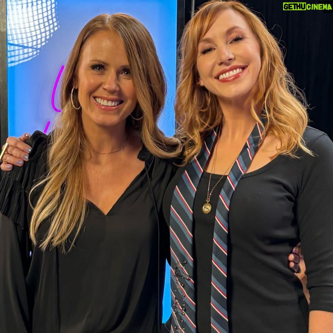 Kari Byron - 4.2K Likes - I found a new friend today. We both came up in the beginning of reality tv. @tristasutter is the sweetest. We got up to some shenanigans.
#crashtestgirl #bachlorette