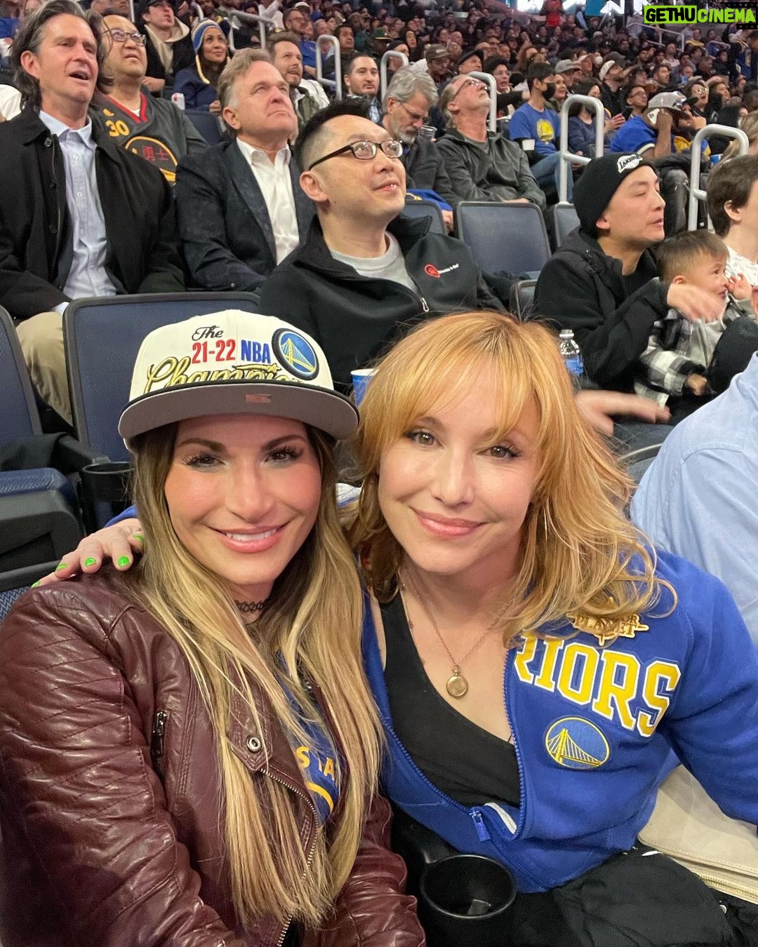 Kari Byron - 6.2K Likes - Look who is in town for @warriors STEAM fest! @inspectorplanet and @ryanmartin.phd are doing some crazy ball tricks on Saturday before the Sand Dubs game!
I am her date tonight. Go Warriors!