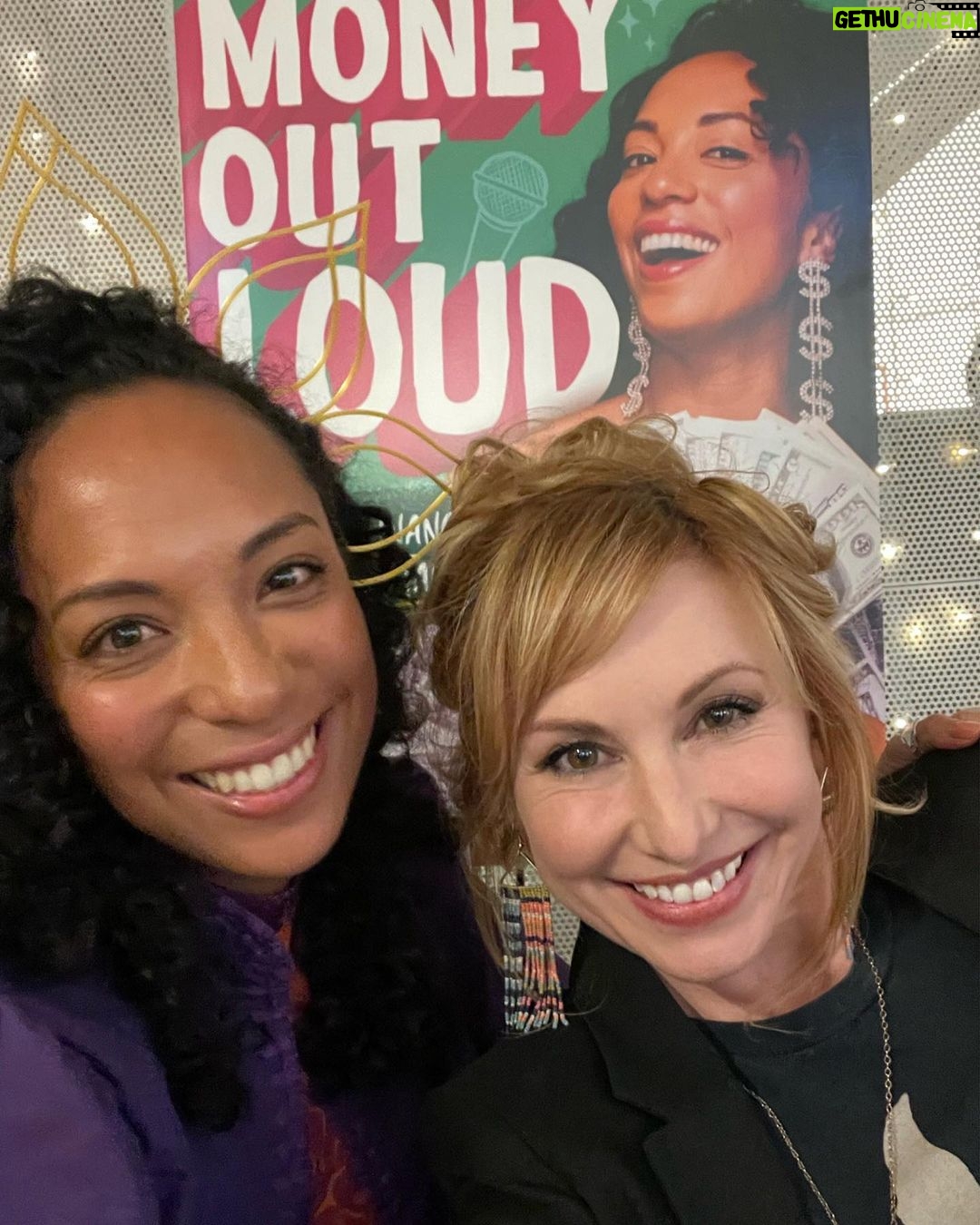 Kari Byron Instagram - Tonight was so great. I interviewed Berna Anat about her book, #MoneyOutLoud. @heyberna is the only person I have seen bring an audience to tears and laughter talking about financial literacy. 💰💵🤑👑 #bayarea #money #finacialfreedom #finacialliteracy #financialempowerment #book #womenentrepreneurs